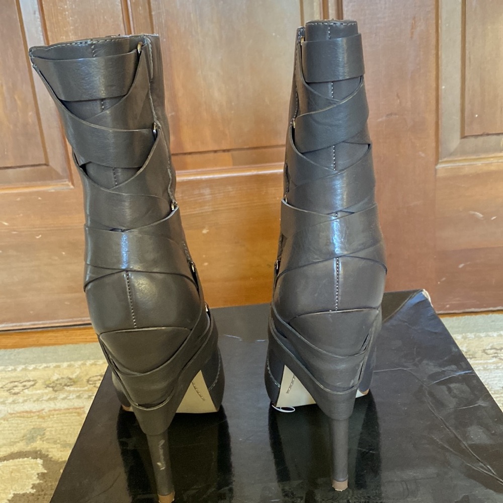 Boutique 9-dark gray boot. Gently used with box. - Picture 8 of 12